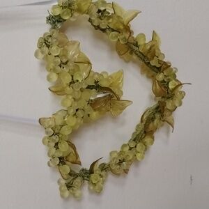 NWOT Heart-Shaped Floral Wall Hanging